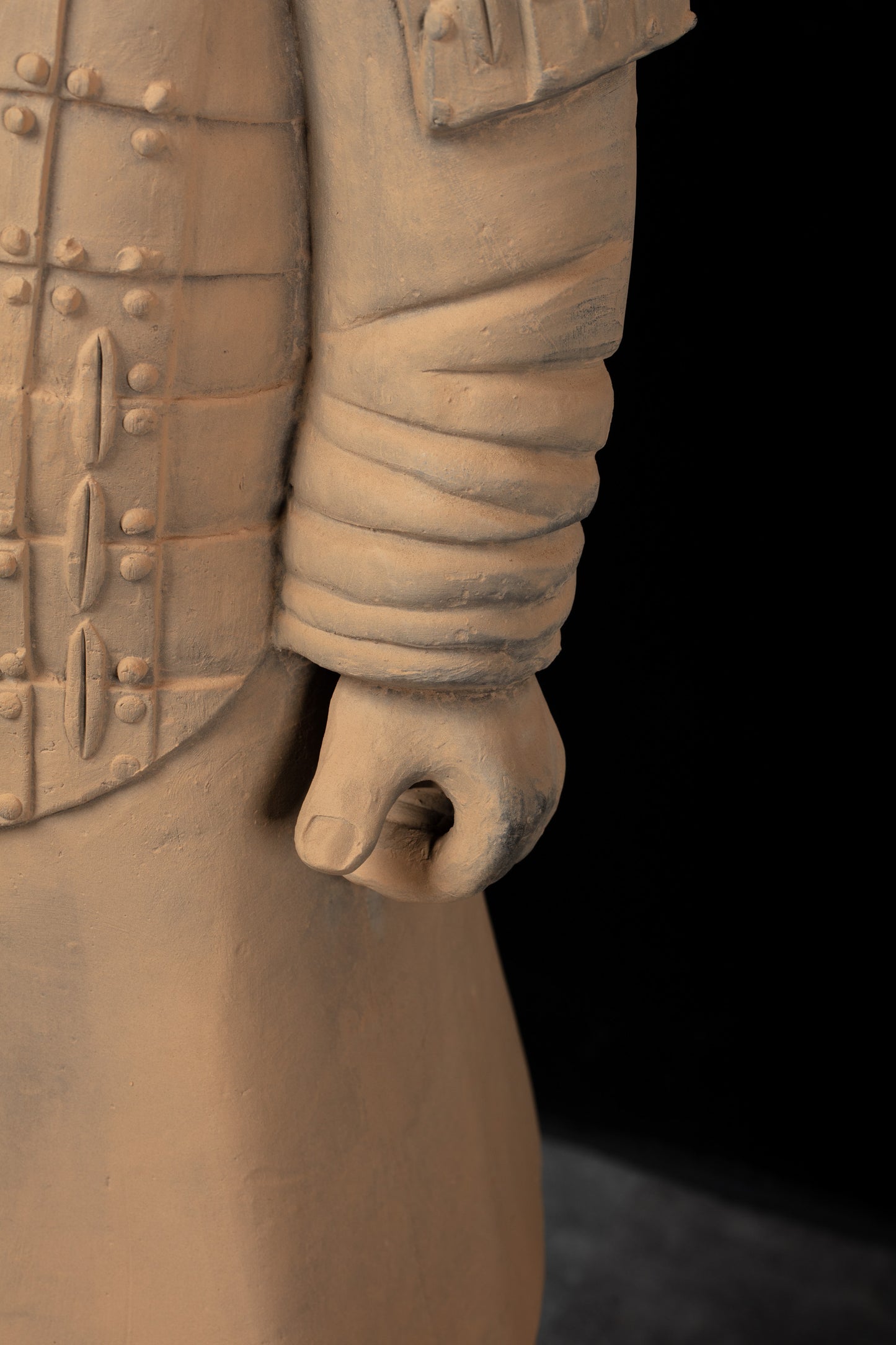 1.2M Soldier - CLAYARMY-1.2M Terracotta Soldier Size Detail