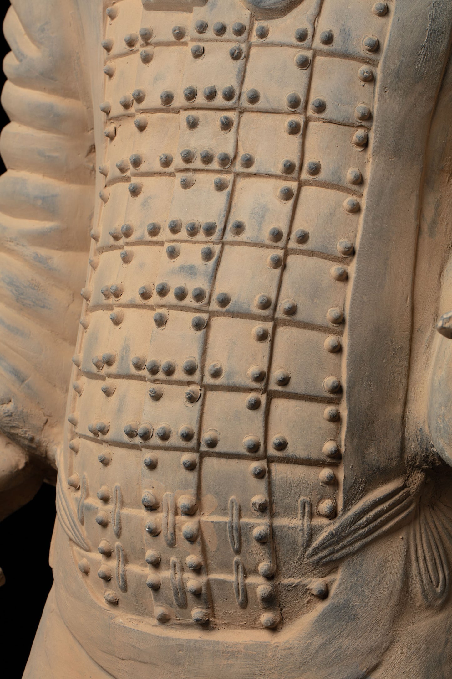 1.8M Officier - CLAYARMY-Aerial view highlighting the overall design and grandeur of the 1.8M Officer.