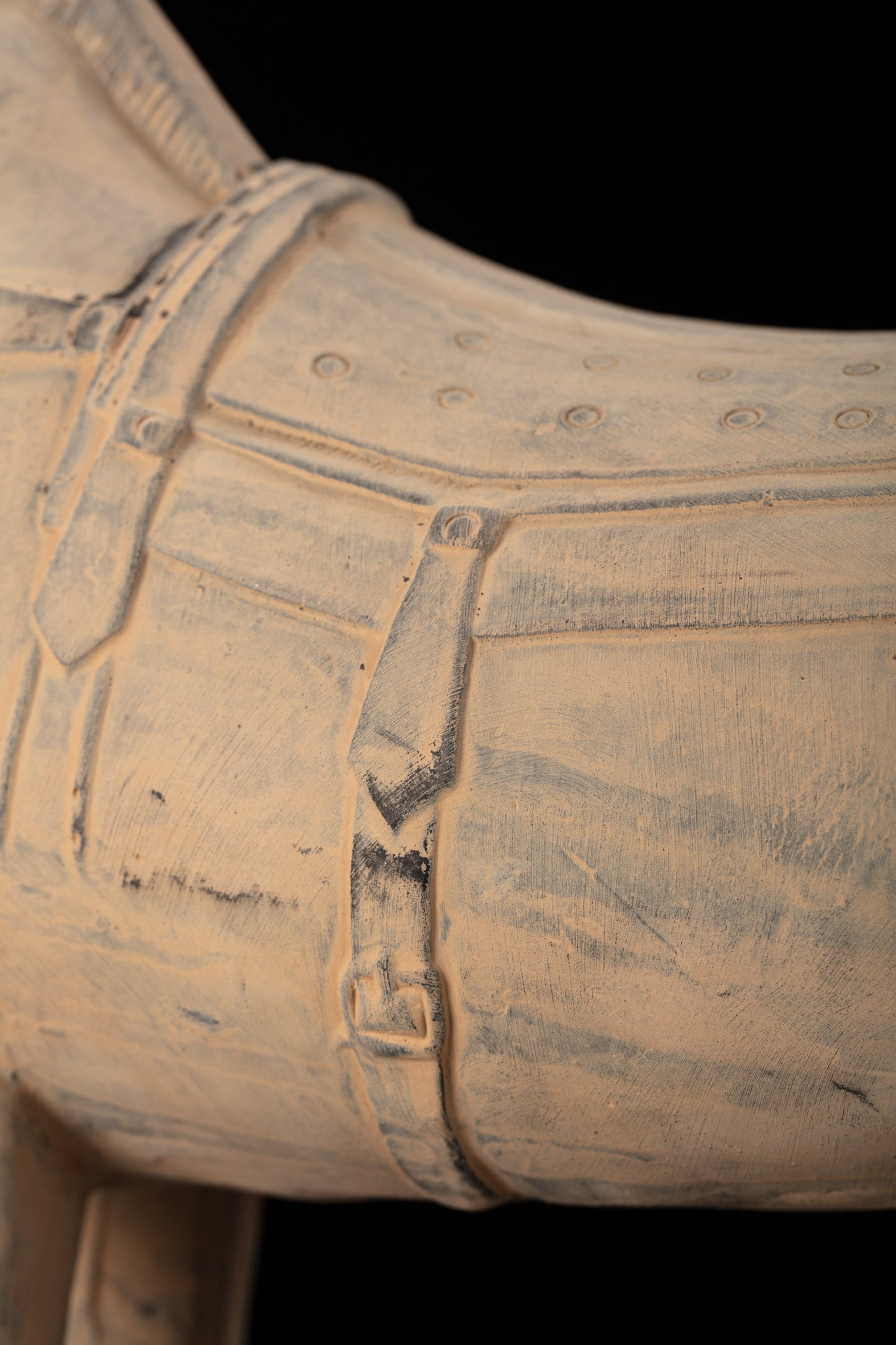 55CM Horse - CLAYARMY -Detailed shot highlighting the textured patterns and vibrant colors on the body of our 55CM Clayarmy Terracotta Horse.