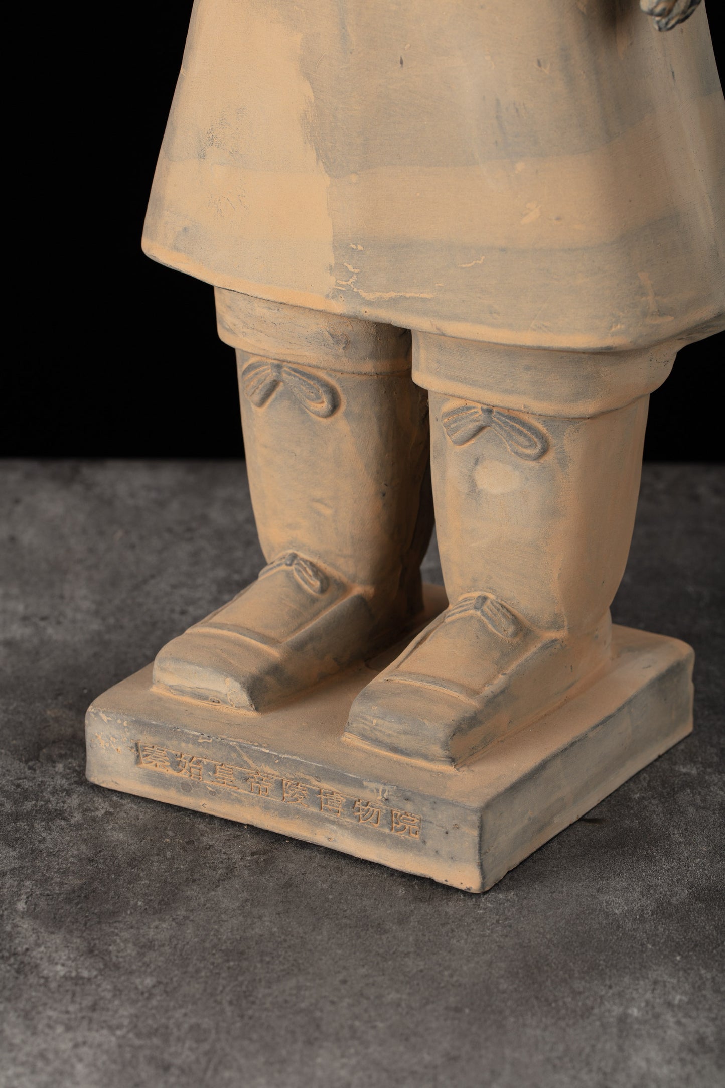 55CM Soldier - CLAYARMY-55CM Terracotta Soldier Figurine Close-up