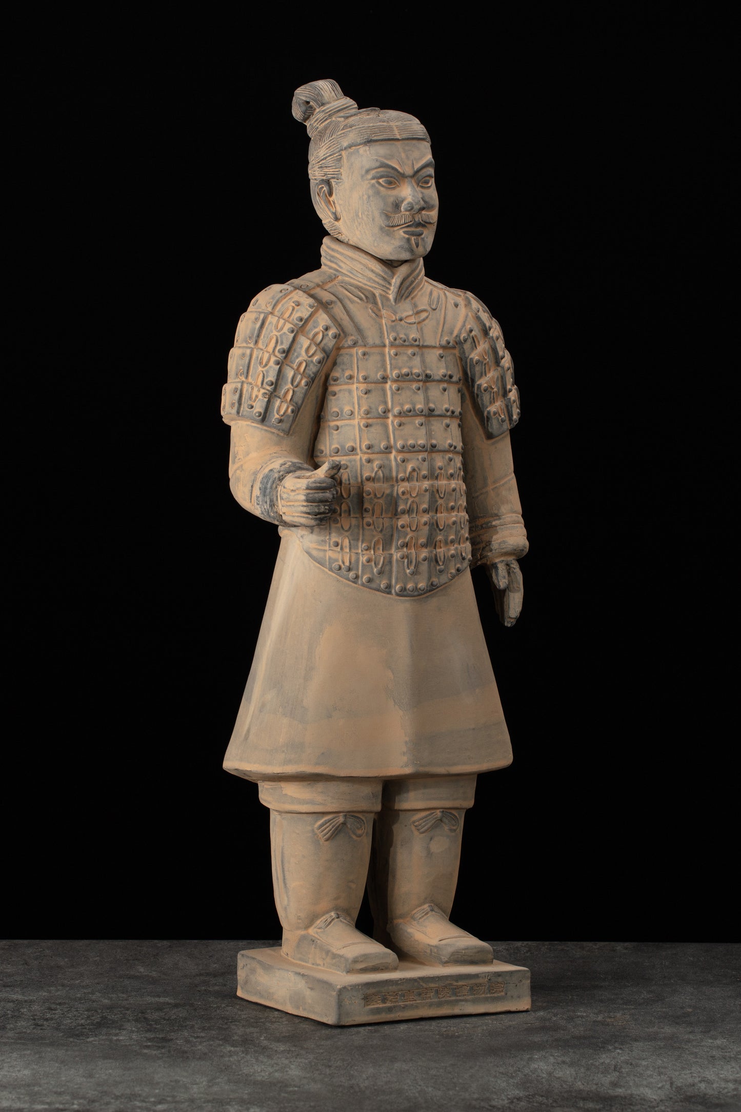 55CM Soldier - CLAYARMY-55CM Terracotta Soldier Figurine Side View