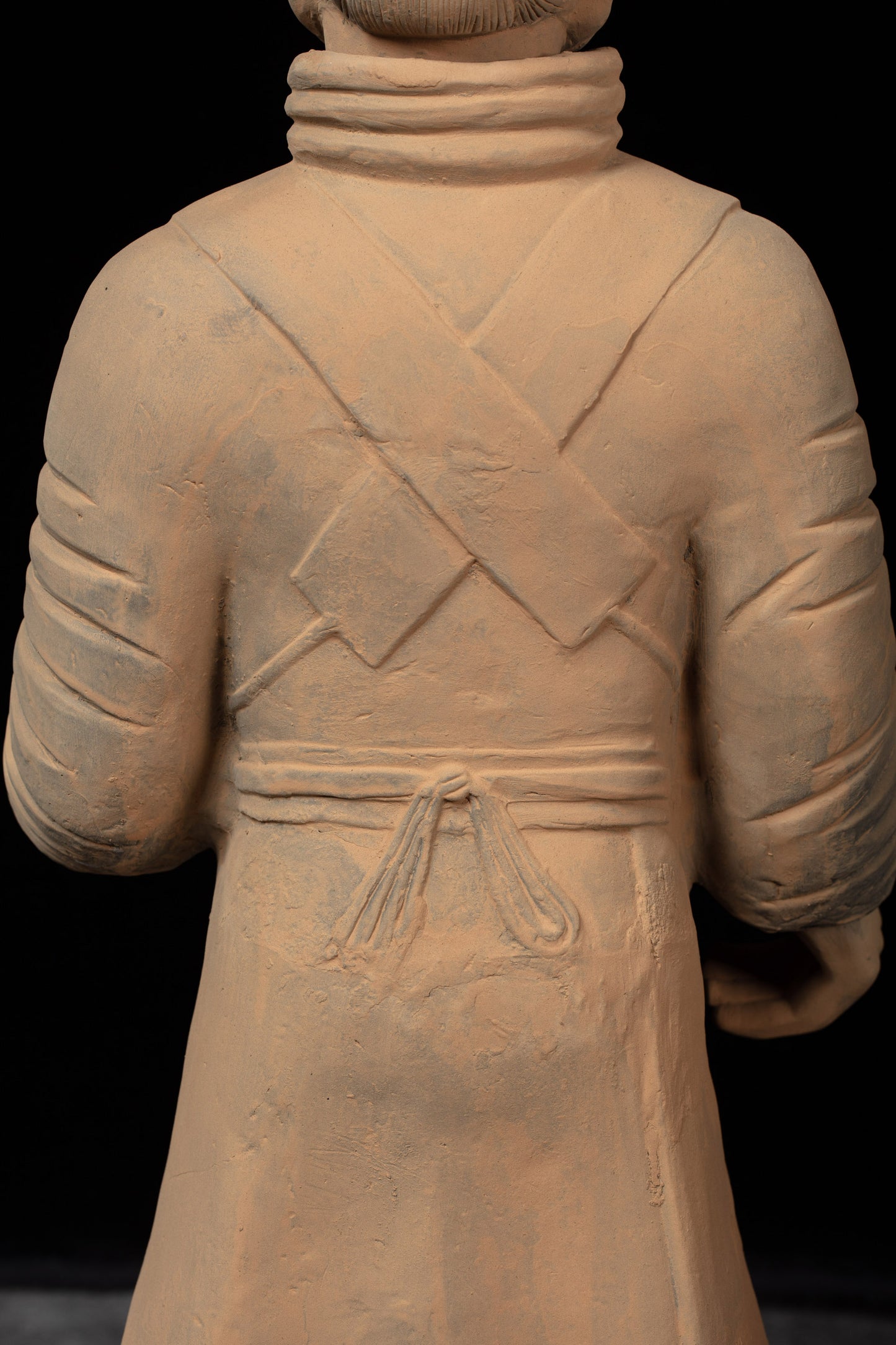 70CM Officier - CLAYARMY-Exquisite patterns and designs painted on the armor of the 70CM Clayarmy Officer.