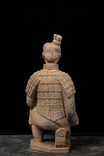 1.2M Kneeling Archer - CLAYARMY-Rear view showcasing the back details and hand-painted elements of the 1.2M Kneeling Archer.