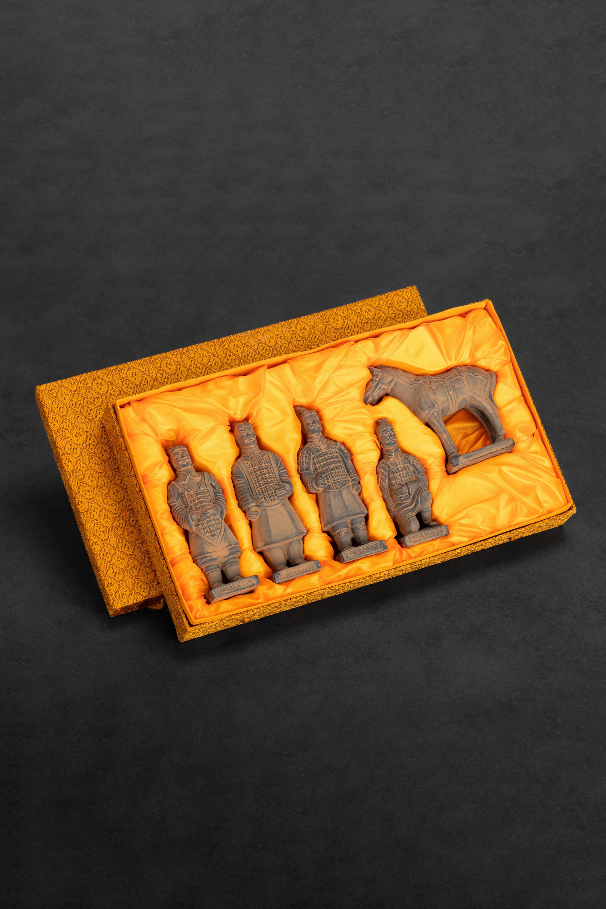 20CM Five Piece Set - CLAYARMY-Detailed view of Clayarmy's 20CM Terracotta Five-Piece Set, showcasing meticulous craftsmanship and historical authenticity.