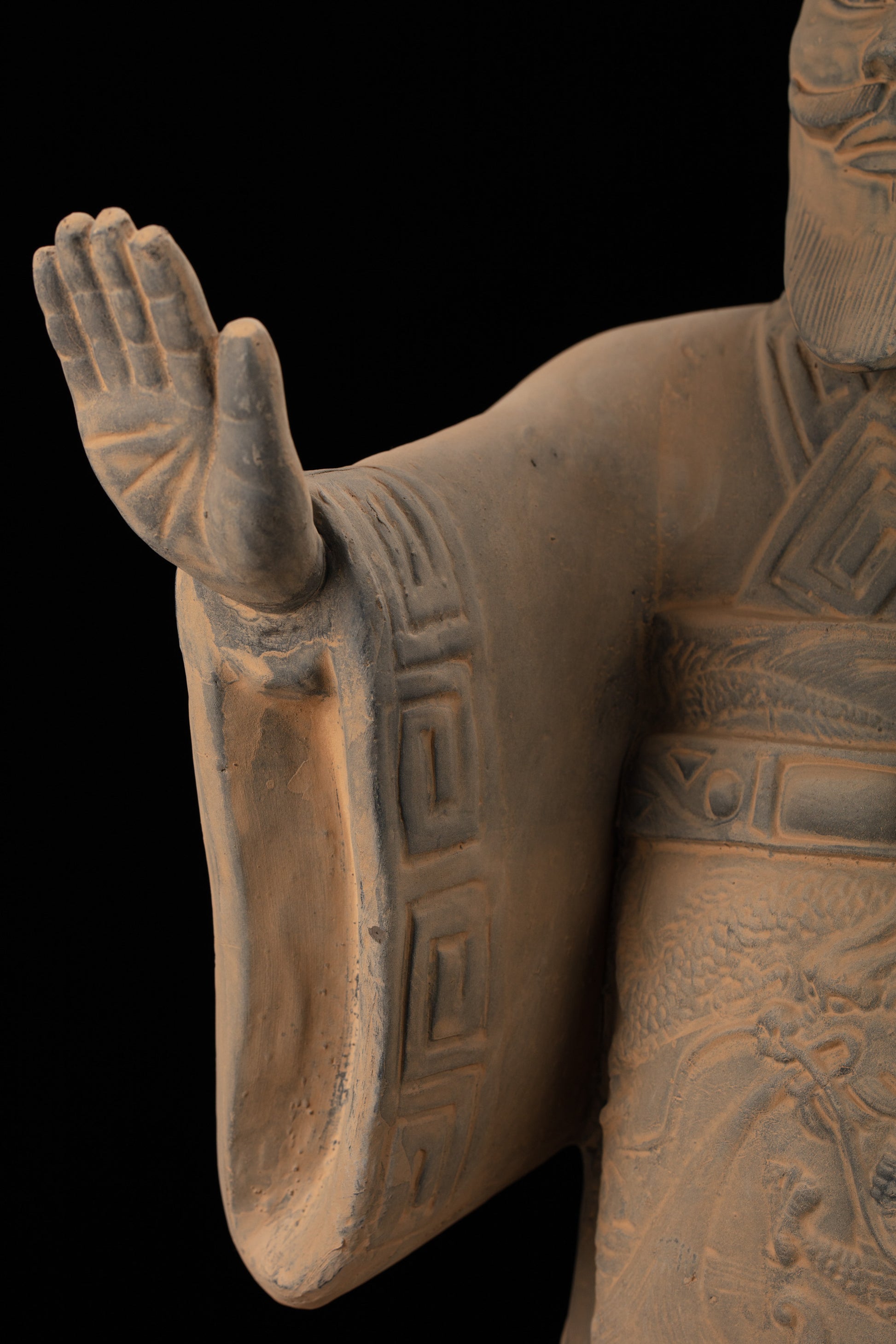 55CM Emperor - CLAYARMY -Dynamic action shot capturing the 55CM Emperor Qin Terracotta Warrior's imposing presence and historical significance.