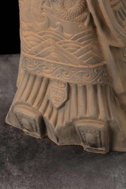 55CM Emperor - CLAYARMY -Focus on the footwear worn by the 55CM Emperor Qin Terracotta Warrior, a testament to Qin Dynasty's skilled craftsmanship.