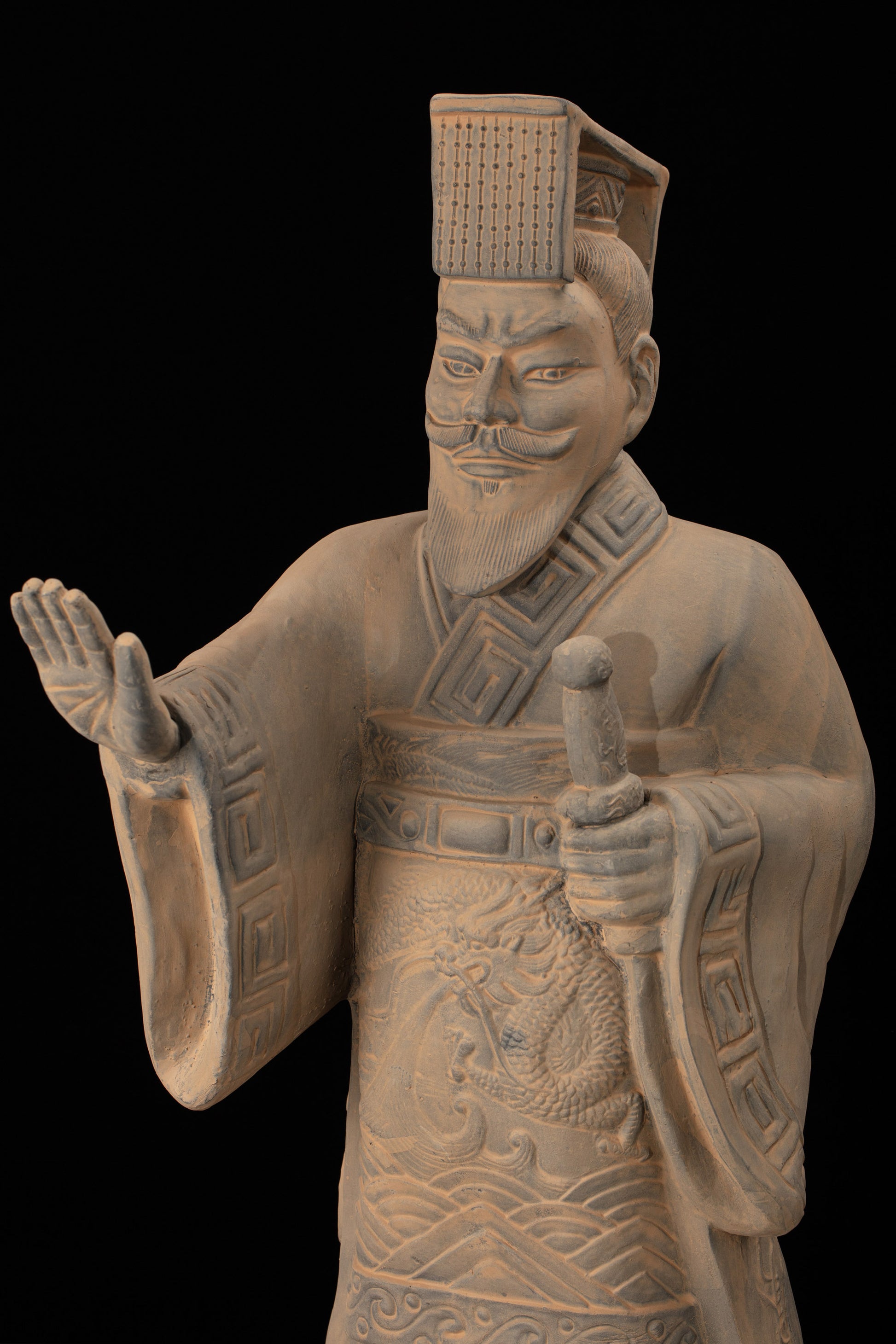 55CM Emperor - CLAYARMY -Side profile of Clayarmy's 55CM Emperor Qin Terracotta Warrior, highlighting the majestic crown and detailed armor.