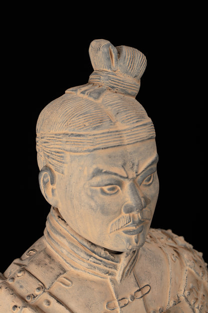 55CM Kneeling Archer - CLAYARMY-Frontal shot focusing on the facial expression and detailed features of the 55CM Kneeling Archer.