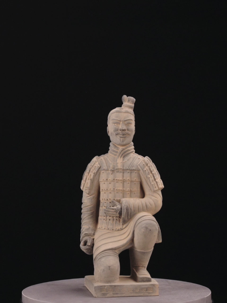 360-Degree View: Explore the 45CM Kneeling Archer figurine from every angle, showcasing its unique pose, detailed features, and hand-painted artistry.